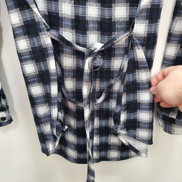 Eden‎ & Oliva Women's Navy White Plaid Roll Tab Belted Flannel Button Up Tunic M - Picture 4 of 11